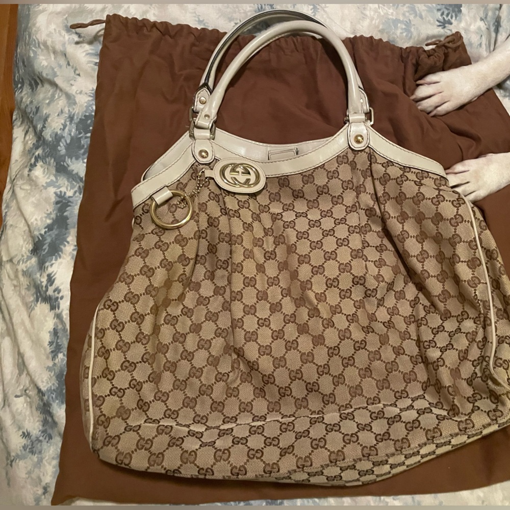 Preowned Gucci medium GG Sukey Tote (dust bag included)
